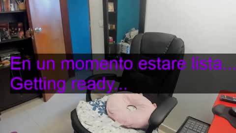 Tangerine Penaut online show from 02-15-26, 08:16