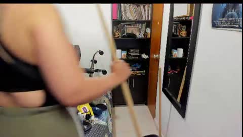 Snapshot of peanut_tangerine chatting on 07-16-26, 06:36 Tangerine Penaut online show from 07-16-26, 06:36