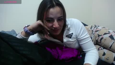 Pearl online show from 01-21-25, 03:26