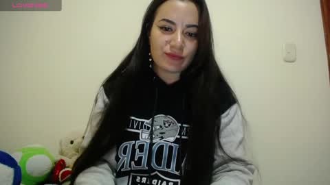 Pearl online show from 03-10-25, 01:45