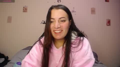 Pearl online show from 10-10-25, 04:11