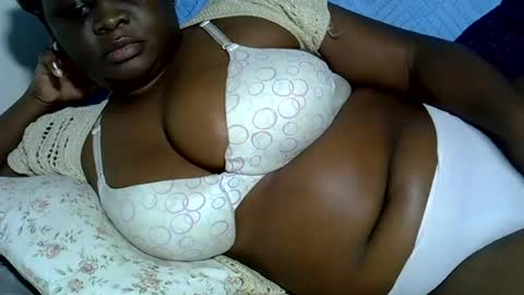 Snapshot of pearl_33 chatting on 06-13-26, 10:29 Keci online show from 06-13-26, 10:29