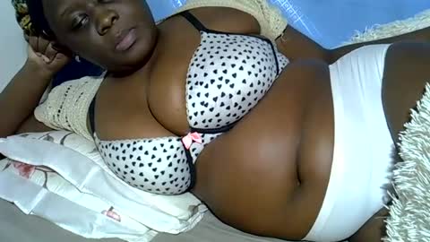 Snapshot of pearl_33 chatting on 07-06-26, 04:31 Keci online show from 07-06-26, 04:31
