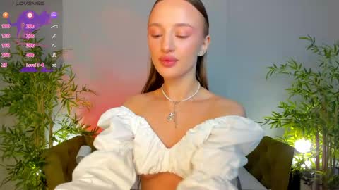 Sex Leah online show from 06-04-26, 01:00