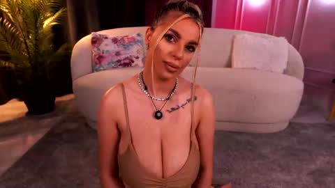 Pearl online show from 06-25-26, 06:51