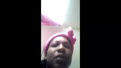 Snapshot of pebblessmith453 chatting on 12-15-25, 02:54 pebblessmith453 online show from 12-15-25, 02:54