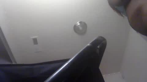 Snapshot of pebblessmith453 chatting on 12-23-25, 11:08 pebblessmith453 online show from 12-23-25, 11:08