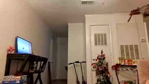 Snapshot of pebblessmith453 chatting on 01-09-26, 01:58 pebblessmith453 online show from 01-09-26, 01:58