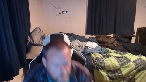 Snapshot of pecker40 chatting on 01-20-25, 01:28 pecker40 online show from 01-20-25, 01:28