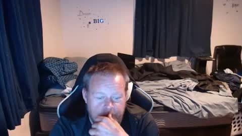 Snapshot of pecker40 chatting on 03-07-25, 03:19 pecker40 online show from 03-07-25, 03:19