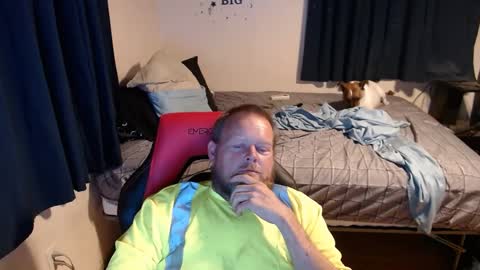 Snapshot of pecker40 chatting on 10-01-25, 11:22 pecker40 online show from 10-01-25, 11:22