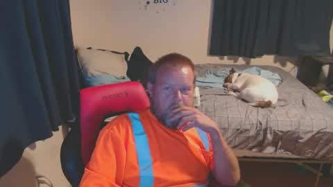 Snapshot of pecker40 chatting on 10-08-25, 02:53 pecker40 online show from 10-08-25, 02:53