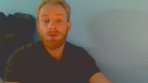 Ginger Dick online show from 10-26-25, 01:22