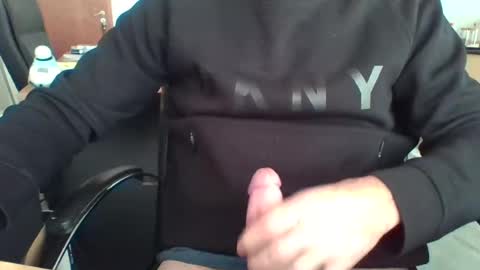 pedro30099 online show from 07-14-26, 02:23