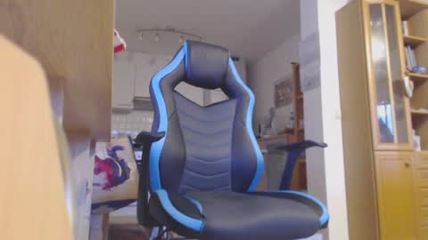 Snapshot of pedrodollo chatting on 07-15-26, 06:02 pedrodollo online show from 07-15-26, 06:02