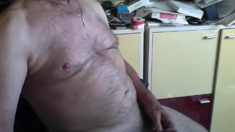 Snapshot of pegaso1000 chatting on 05-26-26, 06:20 pegaso1000 online show from 05-26-26, 06:20