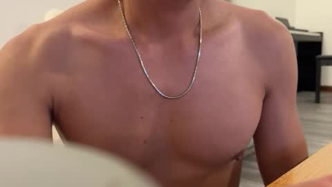 Snapshot of pegasus766152 chatting on 11-04-25, 01:38 pegasus766152 online show from 11-04-25, 01:38