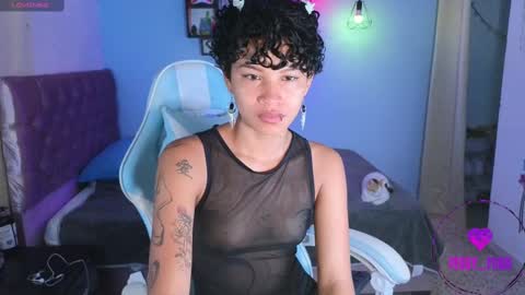 Snapshot of peggy_funn chatting on 03-05-25, 02:03 peggy-funn online show from 03-05-25, 02:03