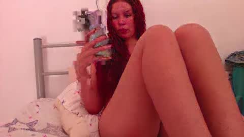 Snapshot of pelirroja_sexy chatting on 04-05-26, 02:14 pelirroja_sexy online show from 04-05-26, 02:14