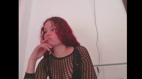 Snapshot of pelirroja_sexy chatting on 04-25-26, 12:08 pelirroja_sexy online show from 04-25-26, 12:08