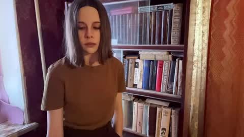 Snapshot of pennilinka chatting on 04-16-26, 12:17 Alya online show from 04-16-26, 12:17