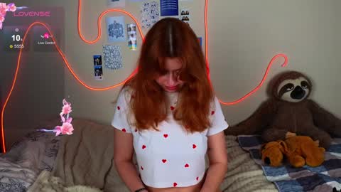 Snapshot of penny_staar chatting on 01-30-25, 08:21 Penny staar online show from 01-30-25, 08:21