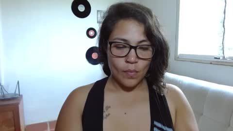 Snapshot of pepitt45 chatting on 10-11-25, 06:39 Megan online show from 10-11-25, 06:39