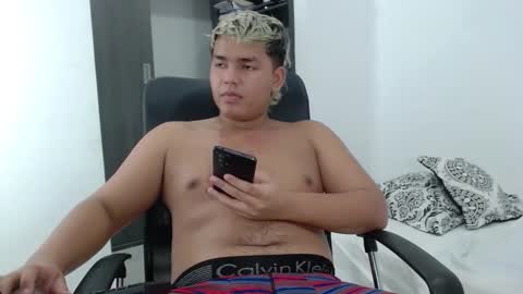 Snapshot of percibal_junior1 chatting on 02-10-25, 05:14 percibal_junior1 online show from 02-10-25, 05:14