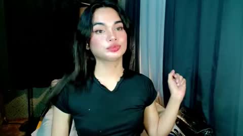 Snapshot of perfect_cum69 chatting on 05-27-26, 01:57 ronna babe online show from 05-27-26, 01:57