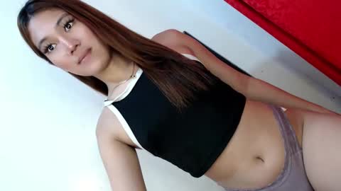 Snapshot of perfect_goddess69 chatting on 02-02-25, 08:30 Reign online show from 02-02-25, 08:30