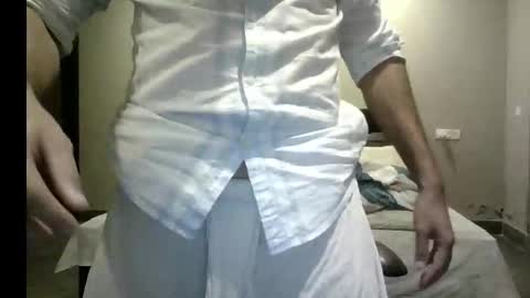 Snapshot of perfectlund chatting on 09-16-25, 05:58 loving eyes online show from 09-16-25, 05:58