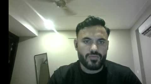 Snapshot of perfectlund chatting on 10-27-25, 06:01 loving eyes online show from 10-27-25, 06:01