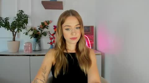 Snapshot of perfectxcindy chatting on 07-16-26, 05:35 Cindy online show from 07-16-26, 05:35