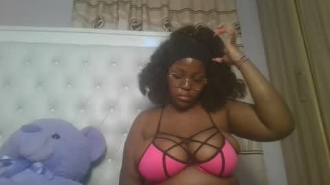 Snapshot of periwinkle20 chatting on 02-17-26, 06:14 Taurus online show from 02-17-26, 06:14