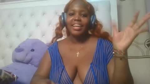 Snapshot of periwinkle20 chatting on 04-21-26, 01:42 Taurus online show from 04-21-26, 01:42