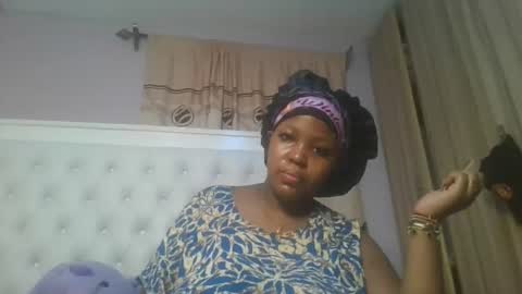 Snapshot of periwinkle20 chatting on 04-21-26, 06:23 Taurus online show from 04-21-26, 06:23