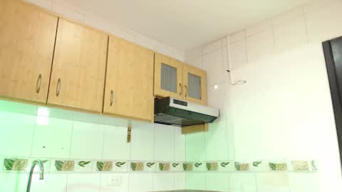 Perla online show from 10-23-25, 06:56