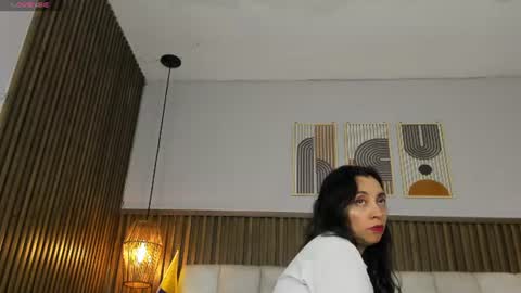 Snapshot of perlapreciosa chatting on 07-19-26, 04:05 PerlaPreciosa online show from 07-19-26, 04:05