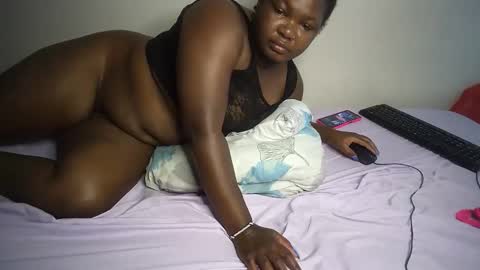 Snapshot of perpetual_doll chatting on 11-15-25, 06:33 perpetual_doll online show from 11-15-25, 06:33