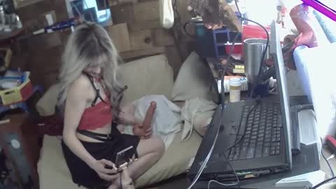 Persephone Love online show from 02-24-25, 05:42