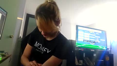 Persephone Love online show from 01-08-26, 10:56