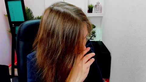 horror flying on the wings of the night.... online show from 01-17-25, 06:36