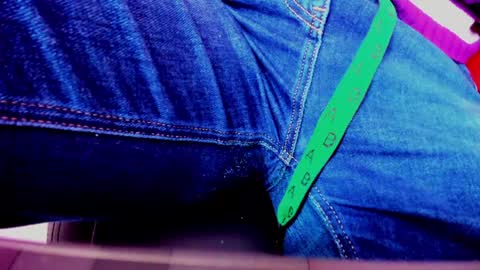 horror flying on the wings of the night.... online show from 02-06-25, 09:53