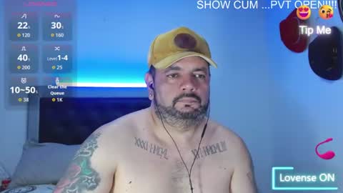Snapshot of perverseveteranmanxxx chatting on 07-15-26, 11:54 Carlos online show from 07-15-26, 11:54