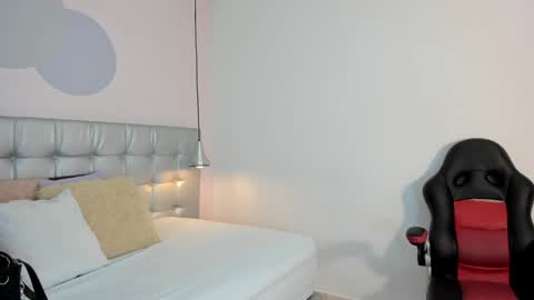 Lizza online show from 01-26-25, 11:50