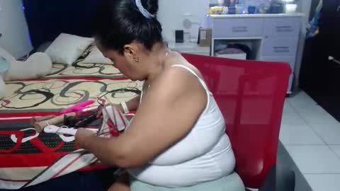 Snapshot of pervert_mommy_x chatting on 05-01-26, 10:09 SAMY online show from 05-01-26, 10:09