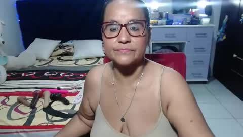 Snapshot of pervert_mommy_x chatting on 05-02-26, 10:09 SAMY online show from 05-02-26, 10:09