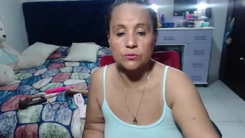 Snapshot of pervert_mommy_x chatting on 05-05-26, 09:50 SAMY online show from 05-05-26, 09:50