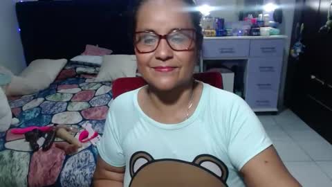 Snapshot of pervert_mommy_x chatting on 05-09-26, 10:09 SAMY online show from 05-09-26, 10:09