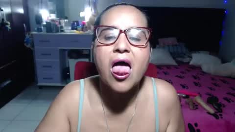 Snapshot of pervert_mommy_x chatting on 07-07-26, 09:46 SAMY online show from 07-07-26, 09:46